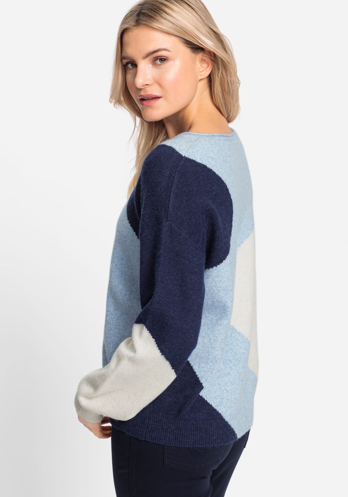 Abstract Pattern Pullover