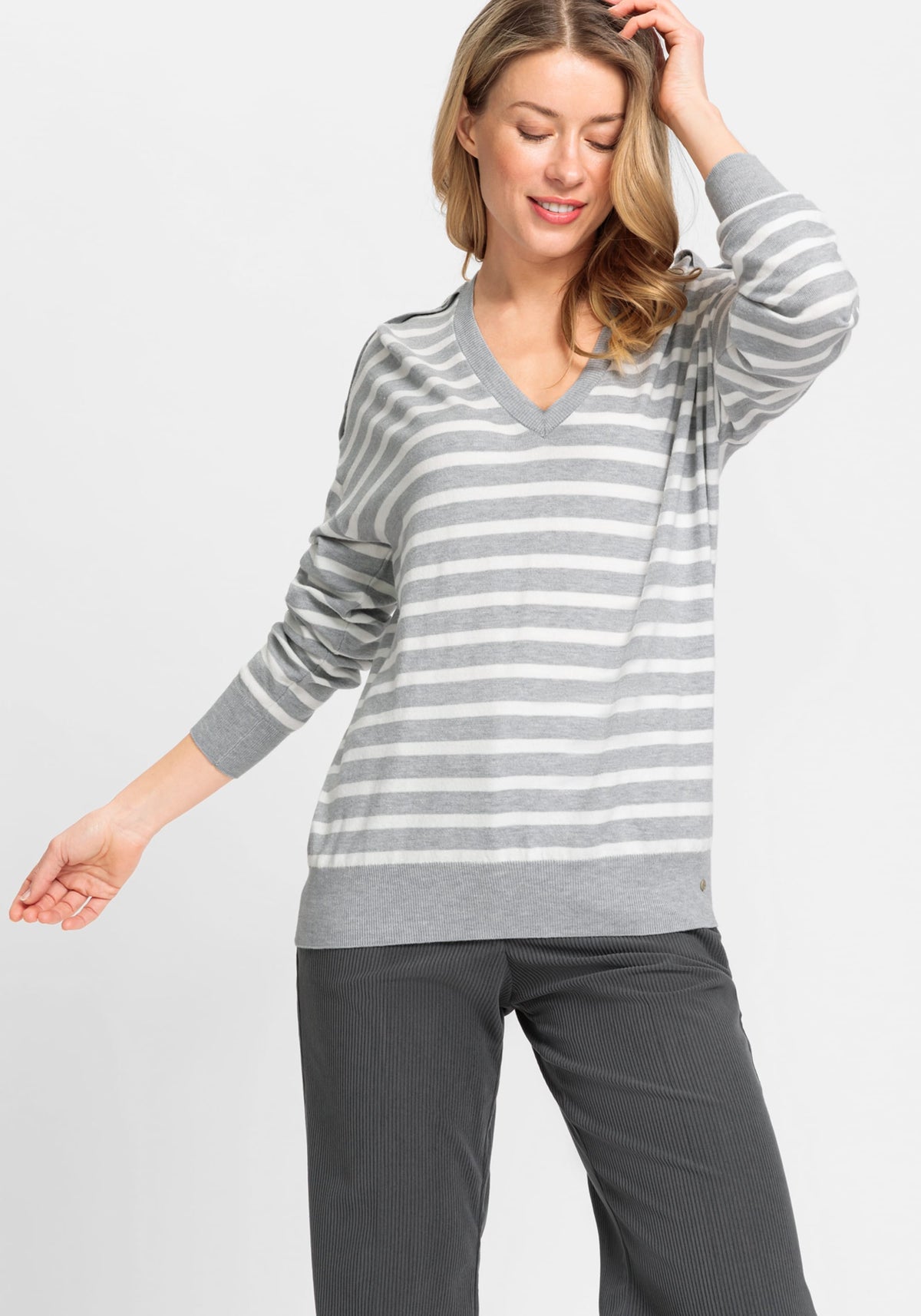 Long Sleeve Striped V-Neck Pullover