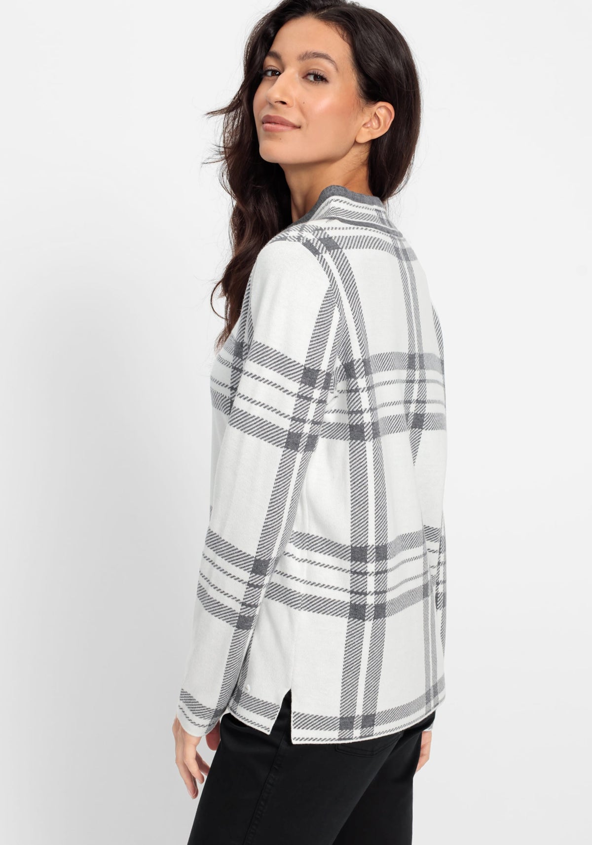 Long Sleeve Plaid Pullover