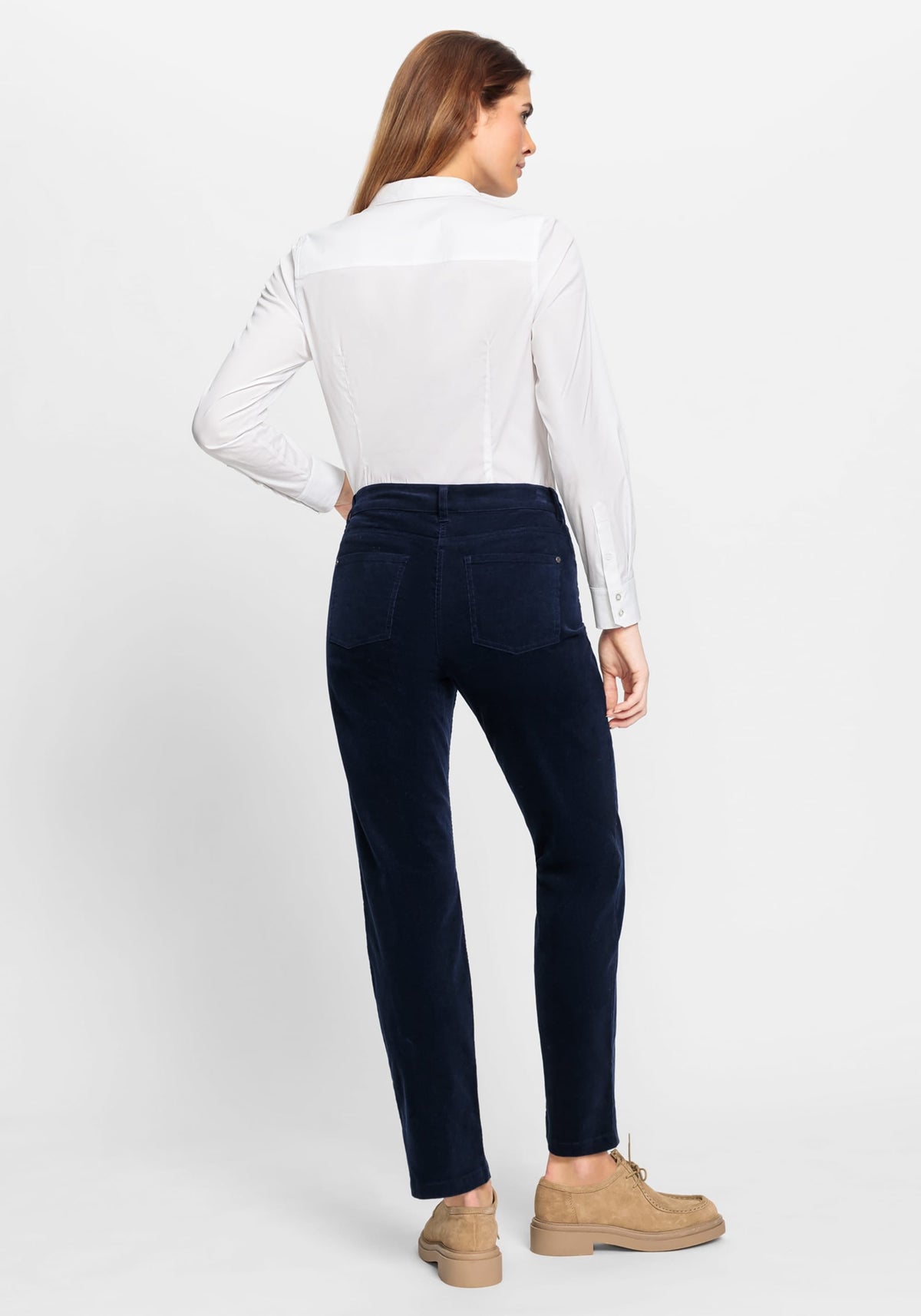 Pantalon droit en micro-corde Lisa Fit