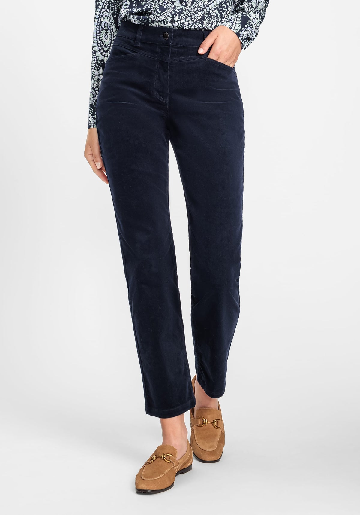 Pantalon droit en micro-corde Lisa Fit