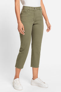 Mona Fit Slim Leg Capri