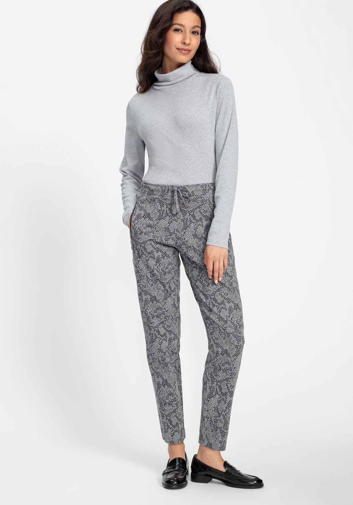 Lisa Fit Straight Leg Snake Pant