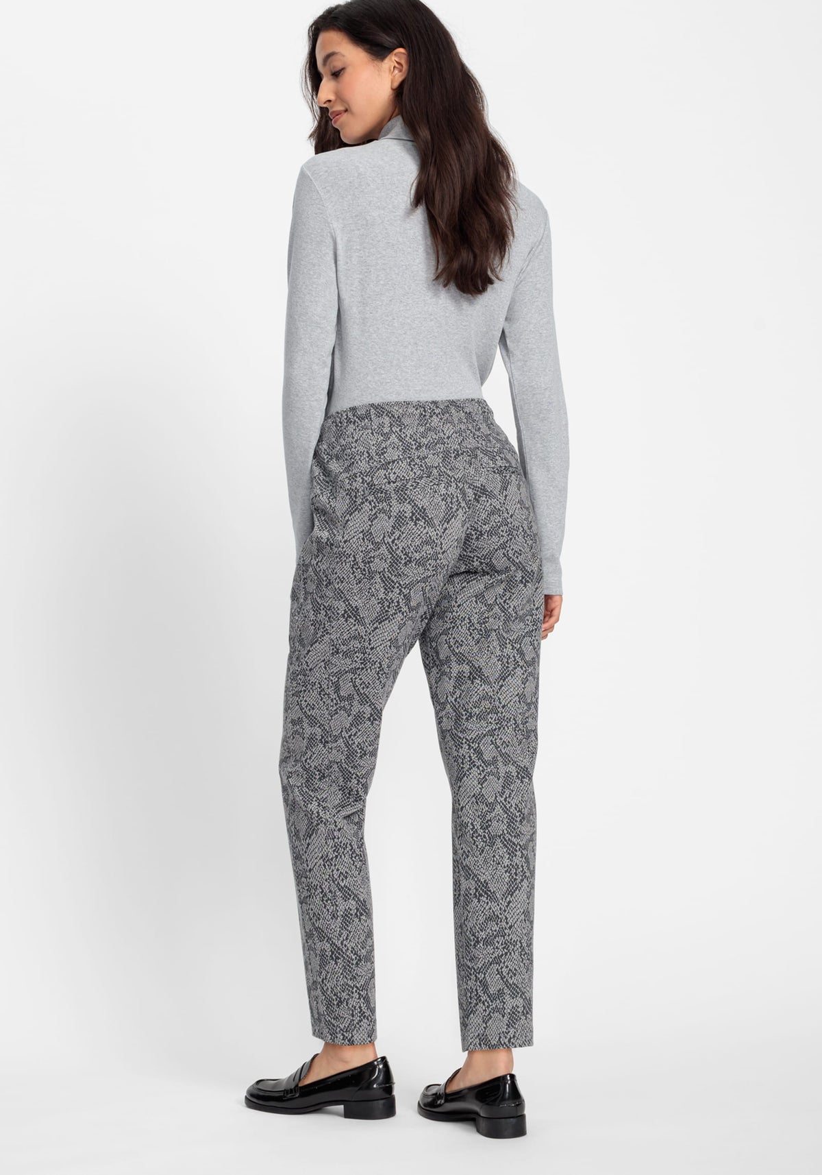 Lisa Fit Straight Leg Snake Pant