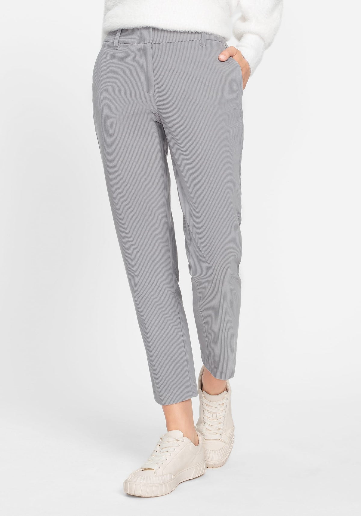 Pantalon droit en velours côtelé Lisa Fit