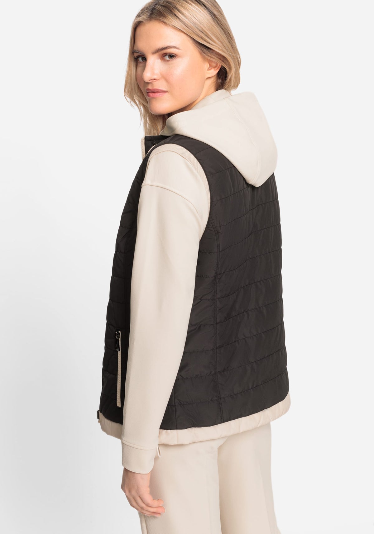 2-in-1  Reversible Quilted Vest