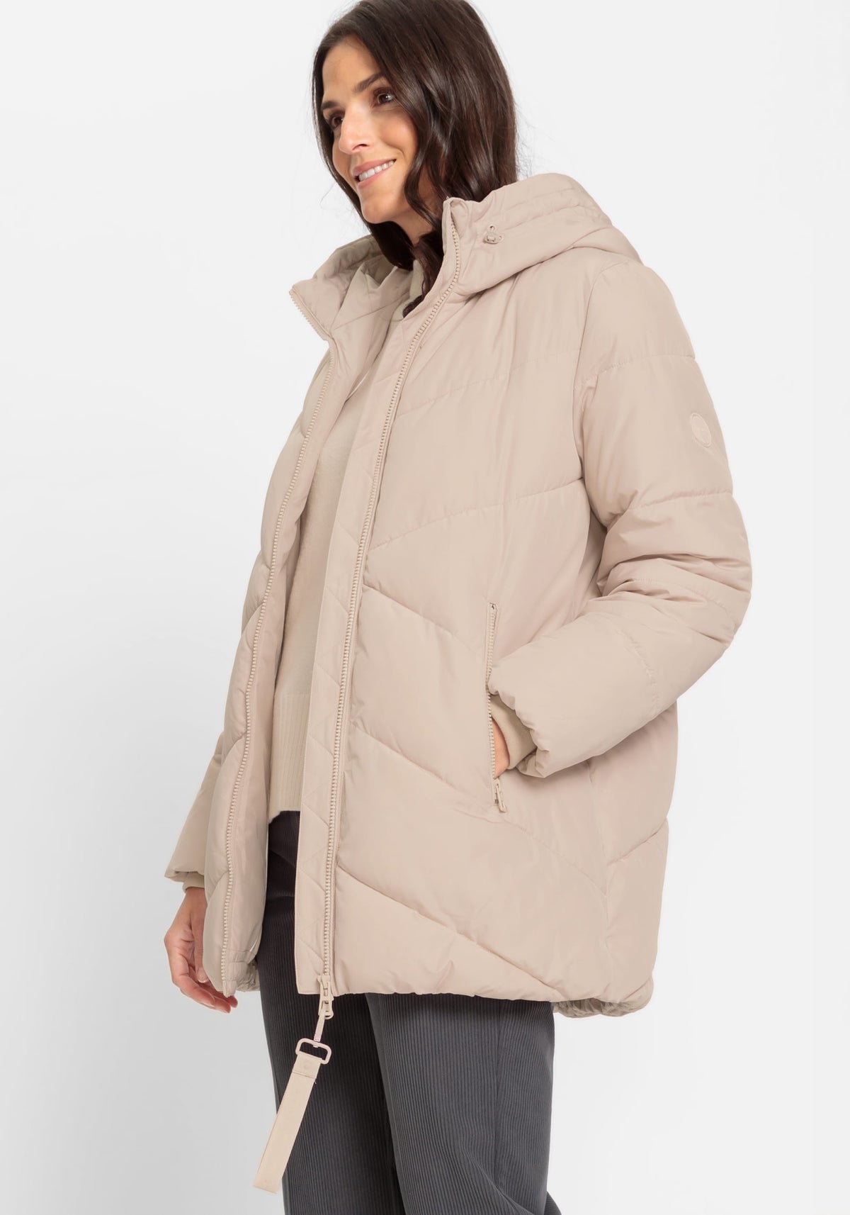 Manteau bouffant à capuche