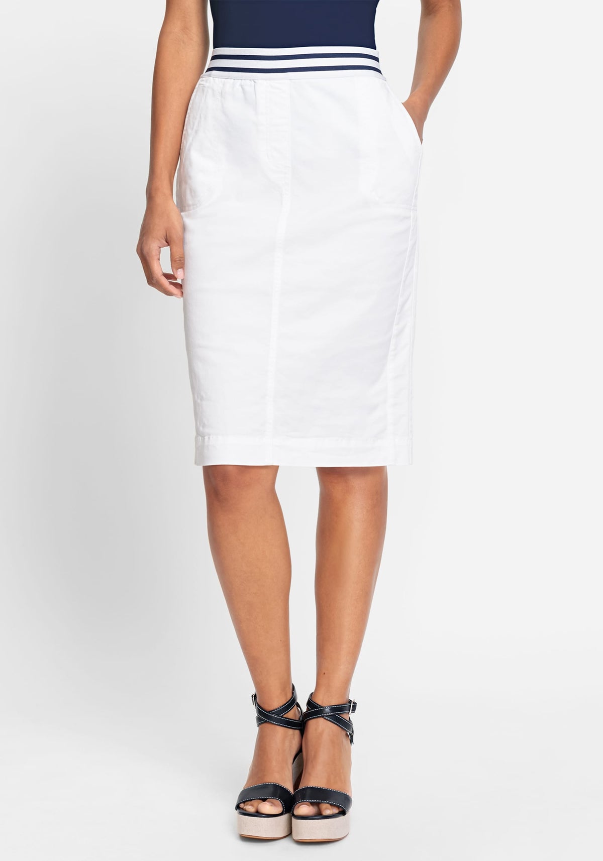 Stretch Twill Pull-On Skirt