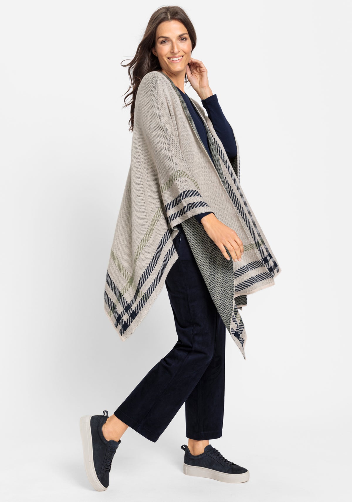 Plaid Border Knit Cape