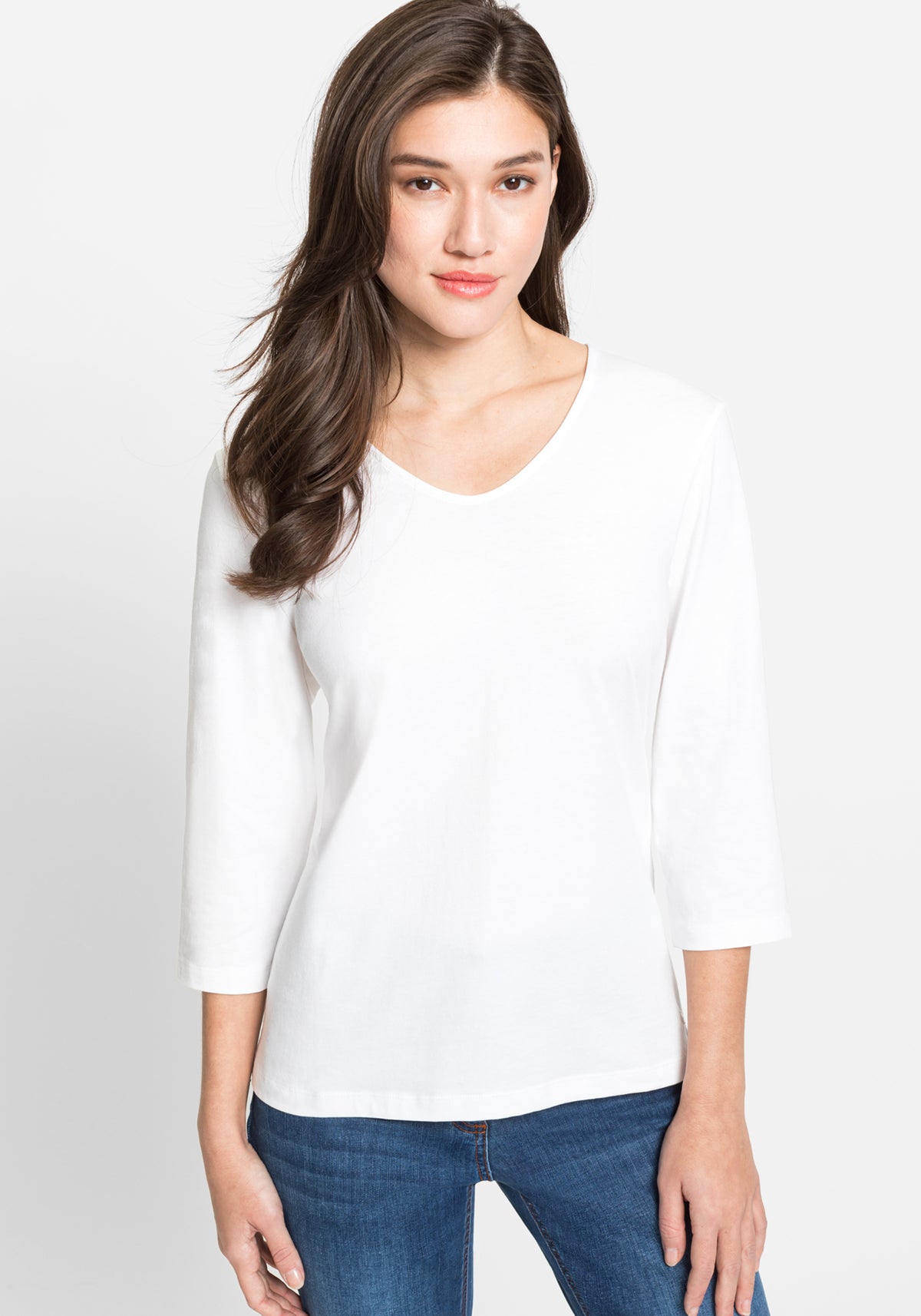 Cotton Blend 3/4 Sleeve Rounded V-Neck Basic T-Shirt